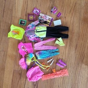 1985 Barbie Rocker clothes/accessories